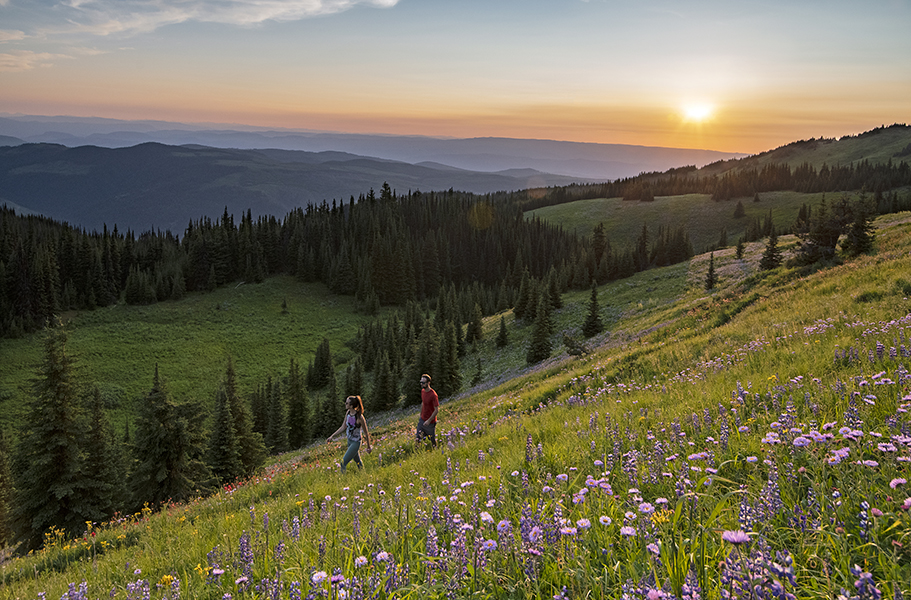 Kamloops Sun Peaks photographer tourism 8